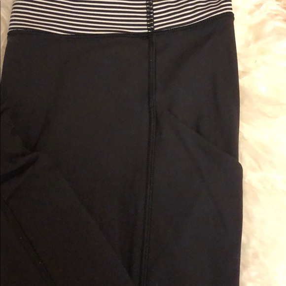 Lululemon leggings - Picture 4 of 4